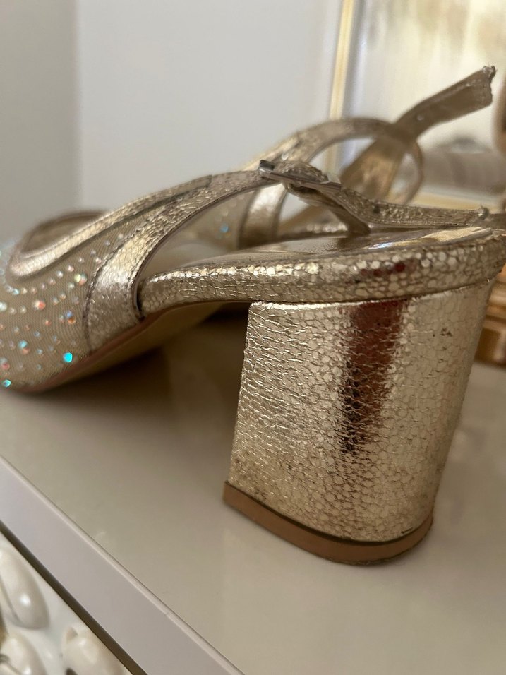 Altın Renkli taşlı Topuklu Ayakkabı - Görsel 2