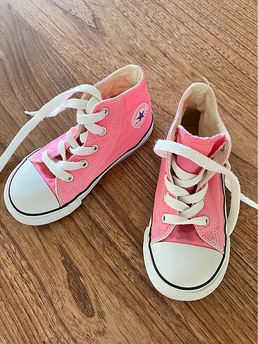 Pembe çocuk converse 24 numara
