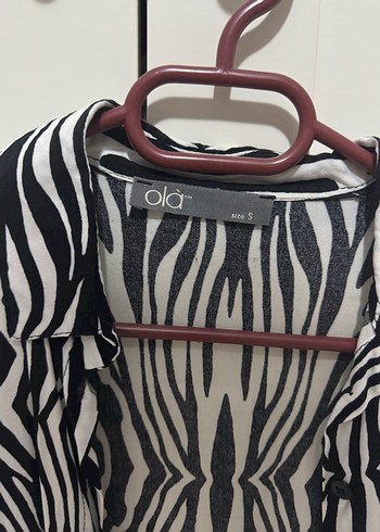 s Beden Zebra Desenli gömlek