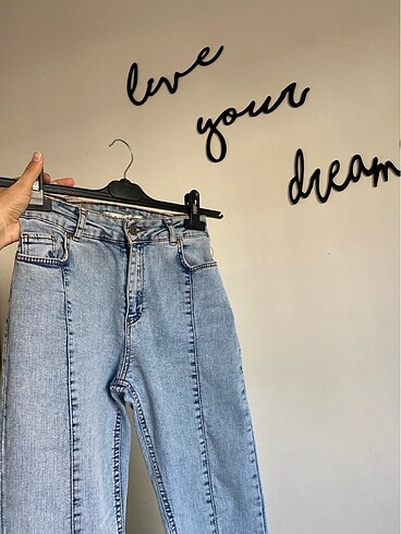 Yırtmaçlı jean