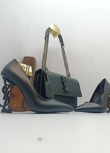 YVES SAİNT LAURENT