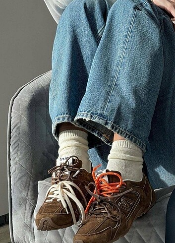 37 Beden kahverengi Renk New balance &Miu miu spor ayakkabı