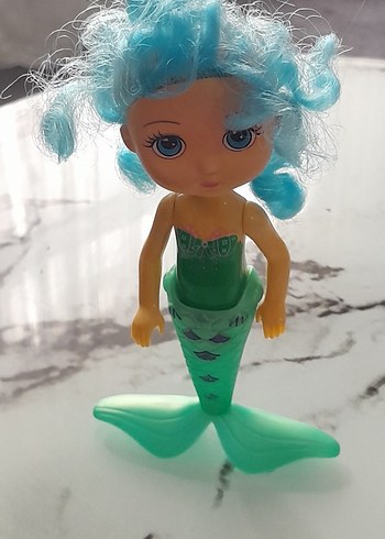 Pastel Turkuaz Saçlı Deniz Kızı Bebek