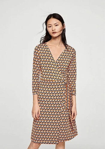Mango Geometrik Desenli Belden Bağlamalı Elbise
