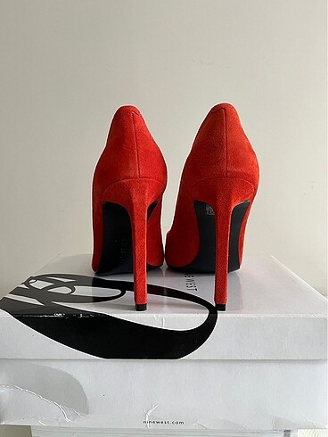 37 Beden kırmızı Renk Nine West ayakkabı