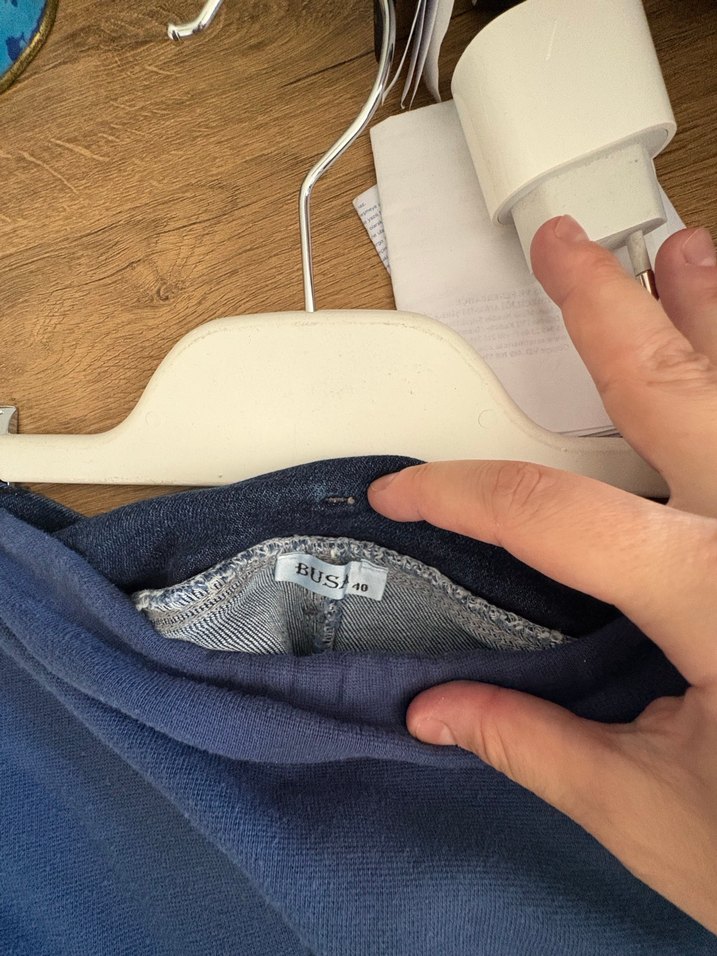 Mavi Bel Detaylı Hamile Kot Pantolon - Görsel 3