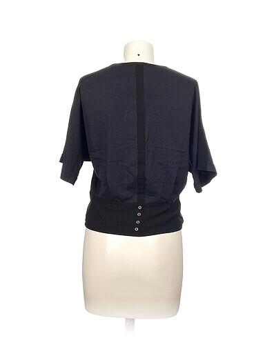 36 Beden Vero Moda Bluz %70 İndirimli.
