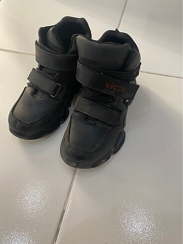 34 Beden siyah Renk Vicco çocuk bot