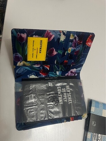 Herschel pasaport kılıfı - Görsel 3