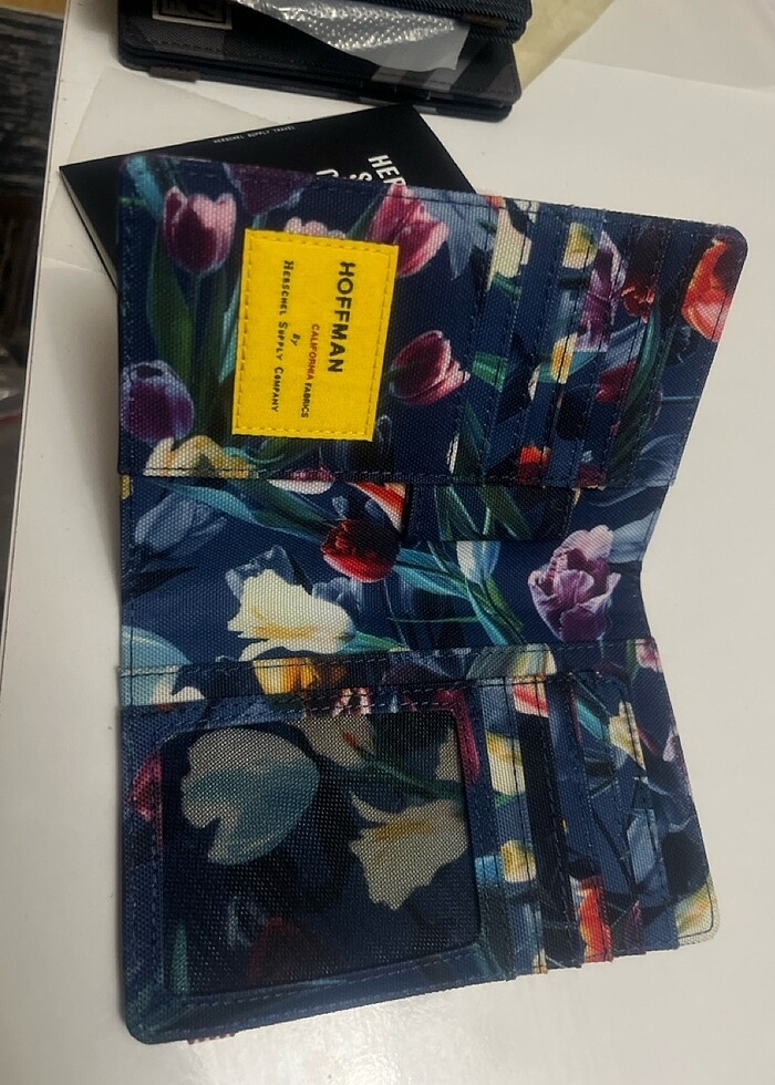 Herschel pasaport kılıfı - Görsel 4