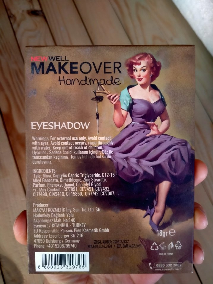 Bej Tonlarda El Yapımı Göz Farı Paleti - Görsel 3