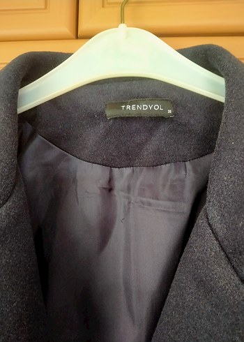 Düğmeli Siyah Midi Hamile Kaban - Görsel 3