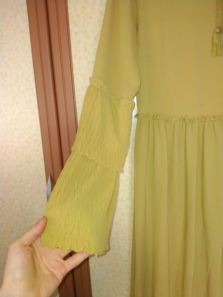 Bej Pileli Uzun Keten Elbise - Görsel 5