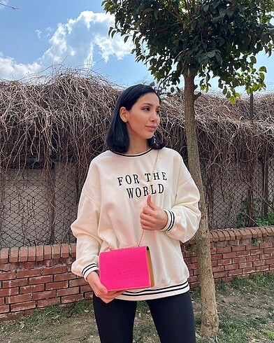 Pembe çanta