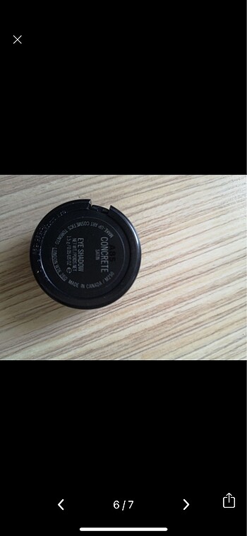 Mac eye shadow concrete satin