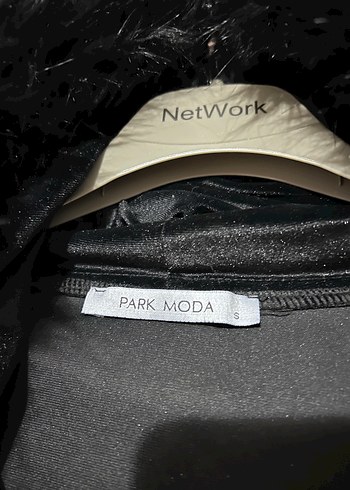 Kürk Detaylı Siyah Gotik Kadın Ceket - Görsel 3