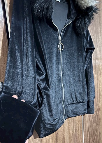 Kürk Detaylı Siyah Gotik Kadın Ceket - Görsel 4