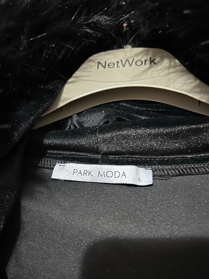 Kürk Detaylı Siyah Gotik Kadın Ceket - Görsel 3