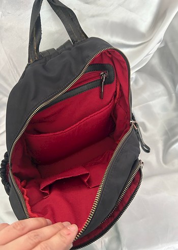 Fermuarlı Siyah Kadın Sırt Çantası - Görsel 4