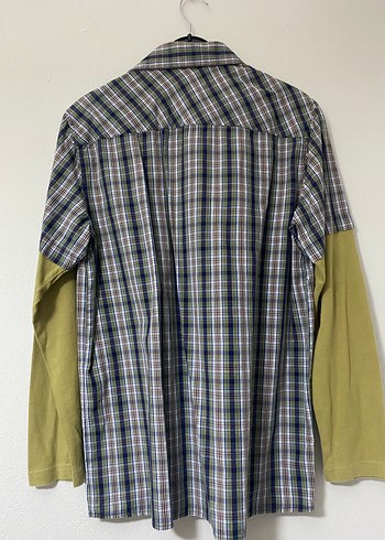 Düğmeli, uzun kollu erkek gömlek - Görsel 3