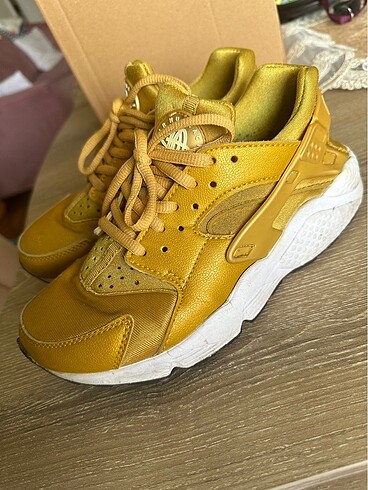 Nıke Huarache spor ayakkabı