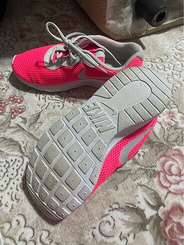 2 kere giyildi - Görsel 5