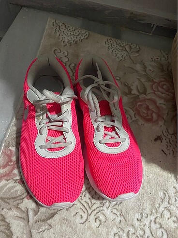 2 kere giyildi - Görsel 9