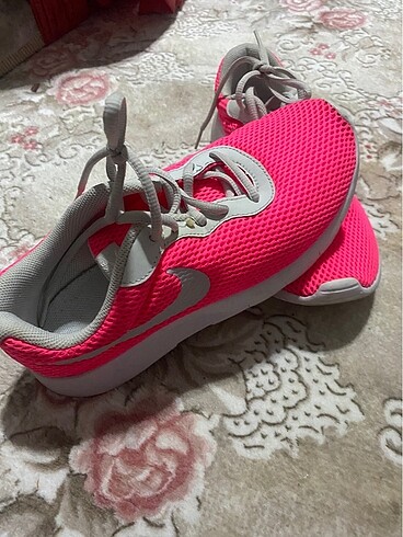 2 kere giyildi - Görsel 7