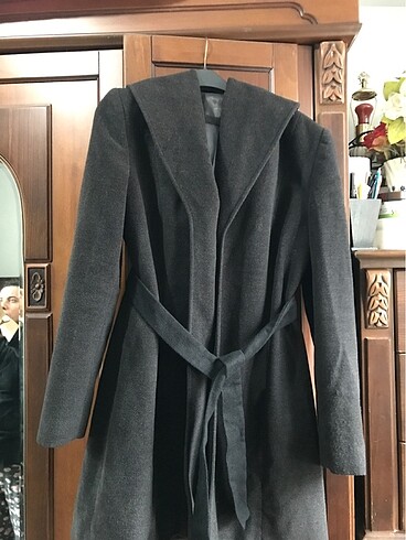 Kaşe kaban şapkalı