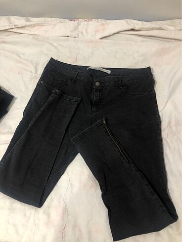 Siyah kot pantolon?