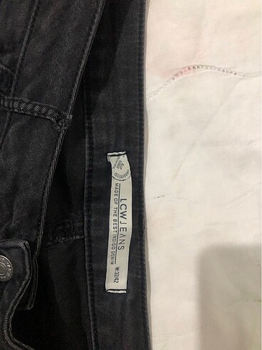 LC Waikiki Siyah kot pantolon?