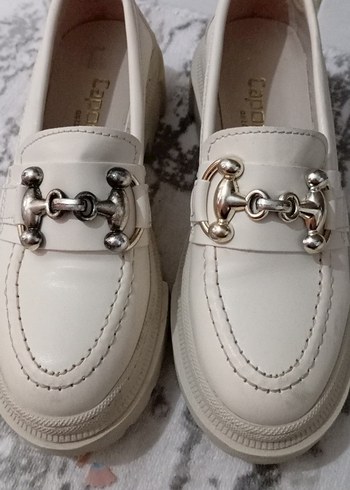 36 Beden Tokalı Beyaz Deri Kadın Loafer
