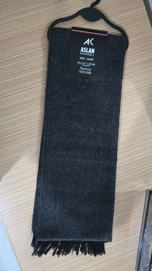 Aslan Kavrazlı Gri Akrilik Atkı - Görsel 2