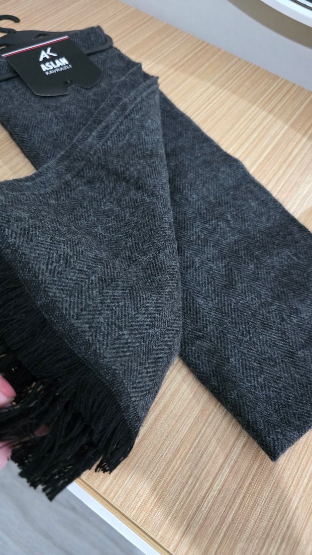 Aslan Kavrazlı Gri Akrilik Atkı - Görsel 4