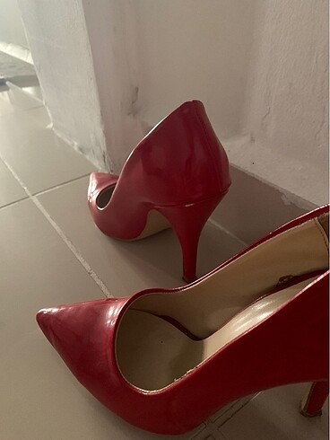 37 Beden kırmızı Renk Kırmızı stiletto