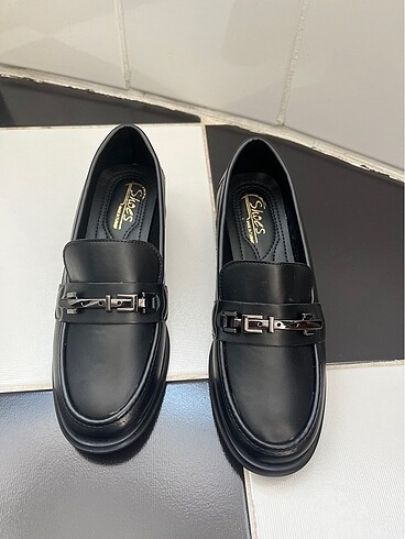 Siyah loafer