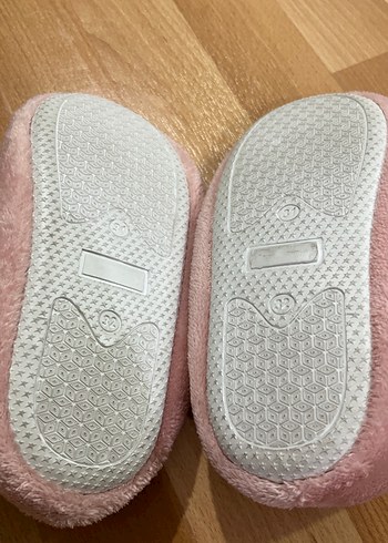 Kız Çocuk Pembe Peluş Tavşanlı Ev Terliği - Görsel 4