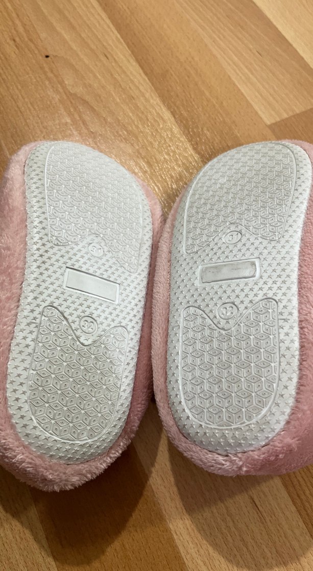 Kız Çocuk Pembe Peluş Tavşanlı Ev Terliği - Görsel 4