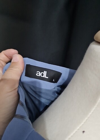 Adil Işık Adl elbise