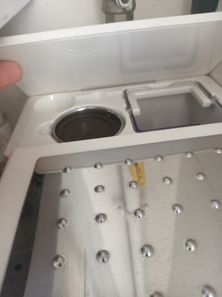 Beyaz ve Gri Espresso Kahve Makinesi - Görsel 3