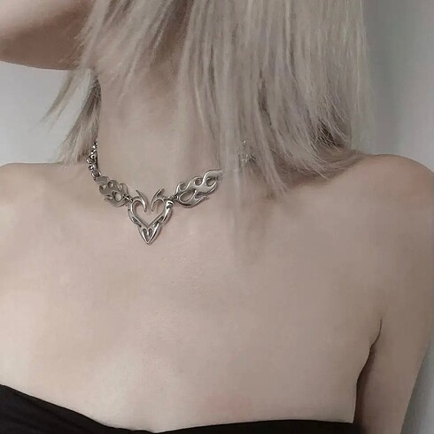  Beden Y2K Grunge Gothic Kolye