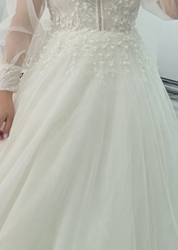 Uzun Kollu V Yaka Beyaz A Kesim Gelinlik - Görsel 3