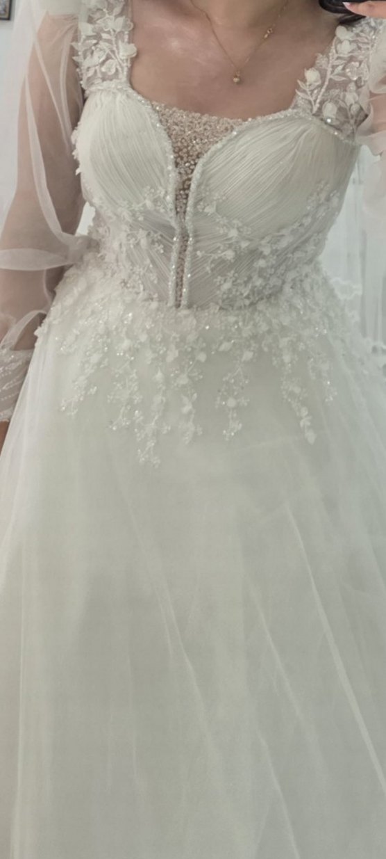 Uzun Kollu V Yaka Beyaz A Kesim Gelinlik - Görsel 2