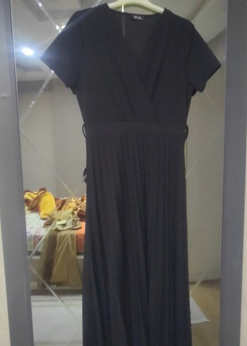 Kısa Kollu Siyah Uzun V Yaka Elbise - Görsel 2