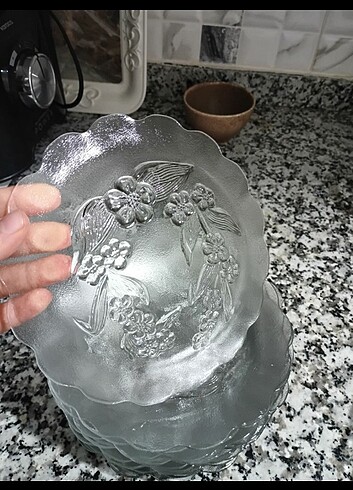 Diğer 12 tane tatlı tabağı