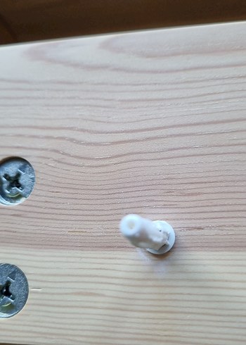 Beden ten rengi Renk FLISAT Açık Beyaz Vernikli Çocuk Duvar Rafı