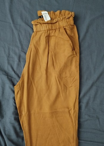 Stradivarius keten karışımlı pantolon - Görsel 4