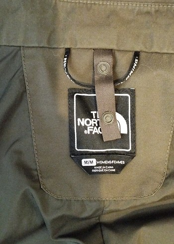 the North Face Yağmurluk - Görsel 2