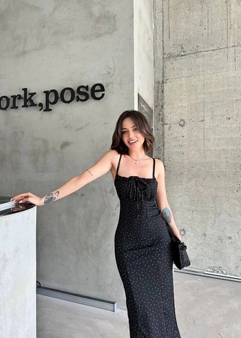 m Beden Siyah Puantiyeli Strappy Midi Elbise