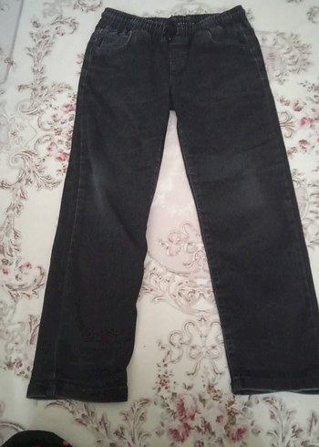 Erkek Çocuk Siyah Rahat Kesim Denim Pantolon